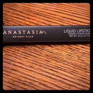 Anastasia liquid lipstick-bohemian NIB